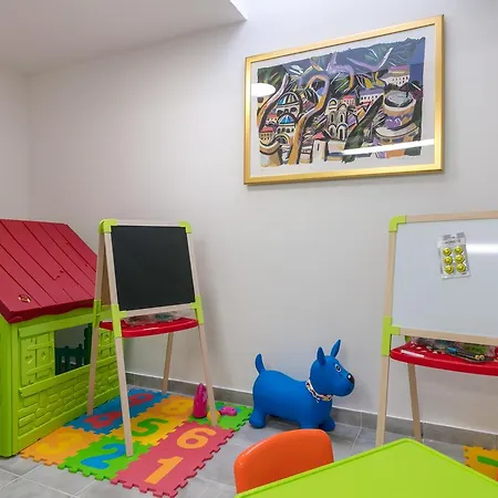 Family Makarac , Perfect Getaway With Heated Pool