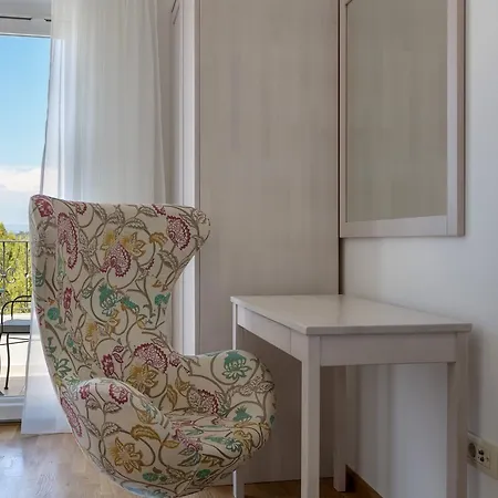 Family Makarac , Perfect Getaway With Heated Pool 밀나